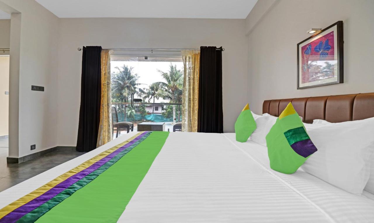 Treebo Grand Vistara Airport Suites Kochi Kültér fotó