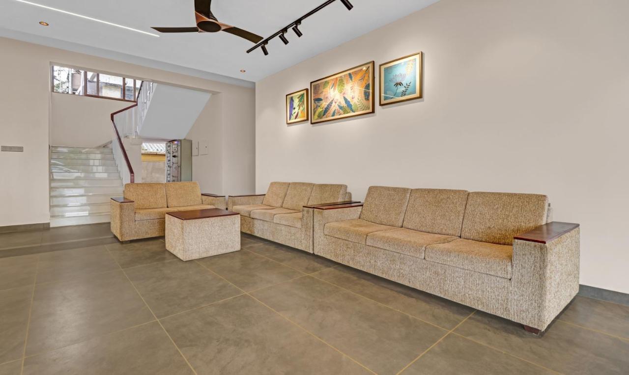 Treebo Grand Vistara Airport Suites Kochi Kültér fotó